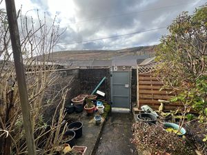 Photo 10- click for photo gallery